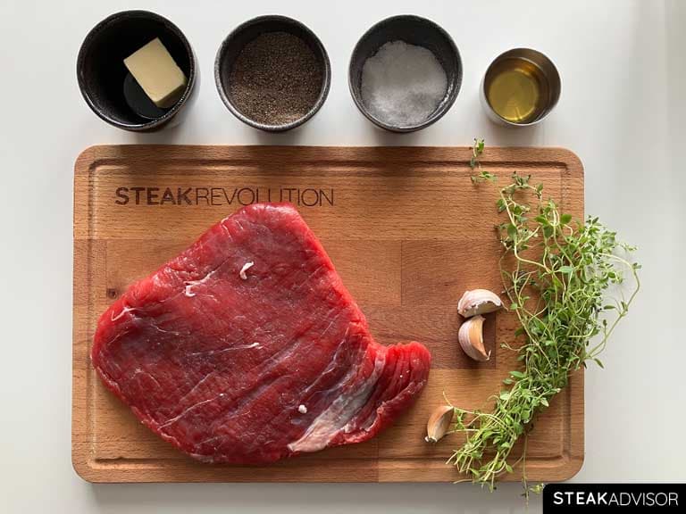 Ingredients: Black pepper, garlic, salt, butter, avocado oil, thyme, and bavette steak.