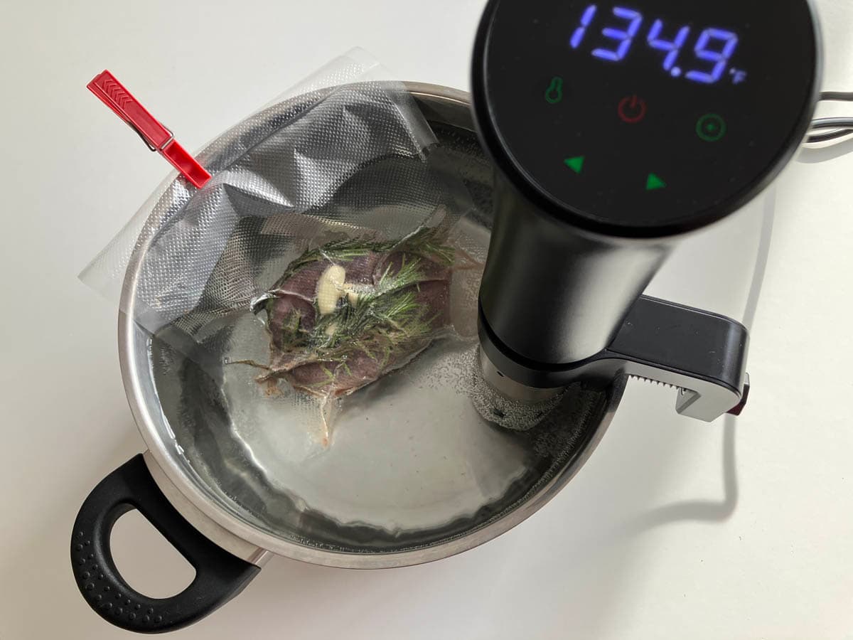 how to sous vide steak ultimate guide and recipe